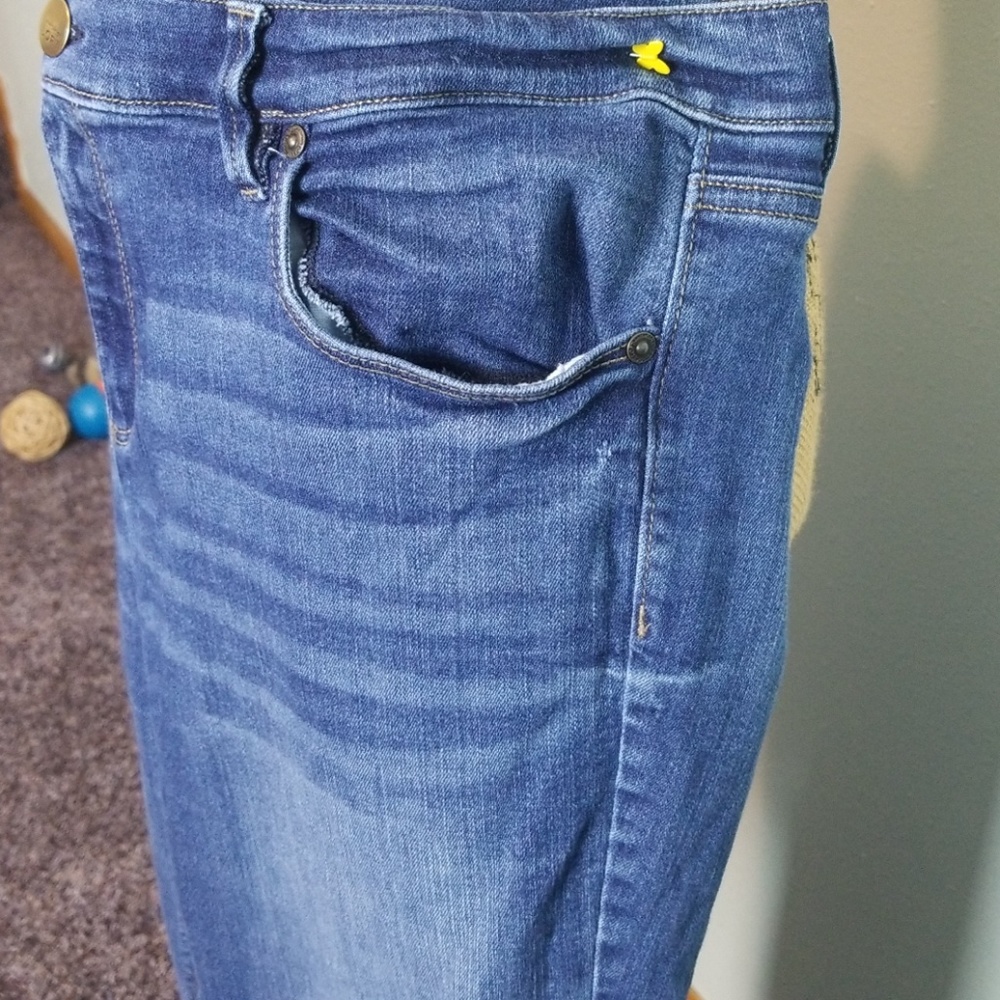 Jeans - Picture 2 of 4